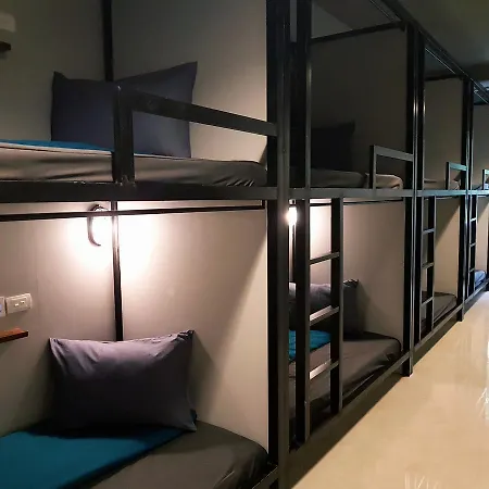 Republik Backpackers Hostel
